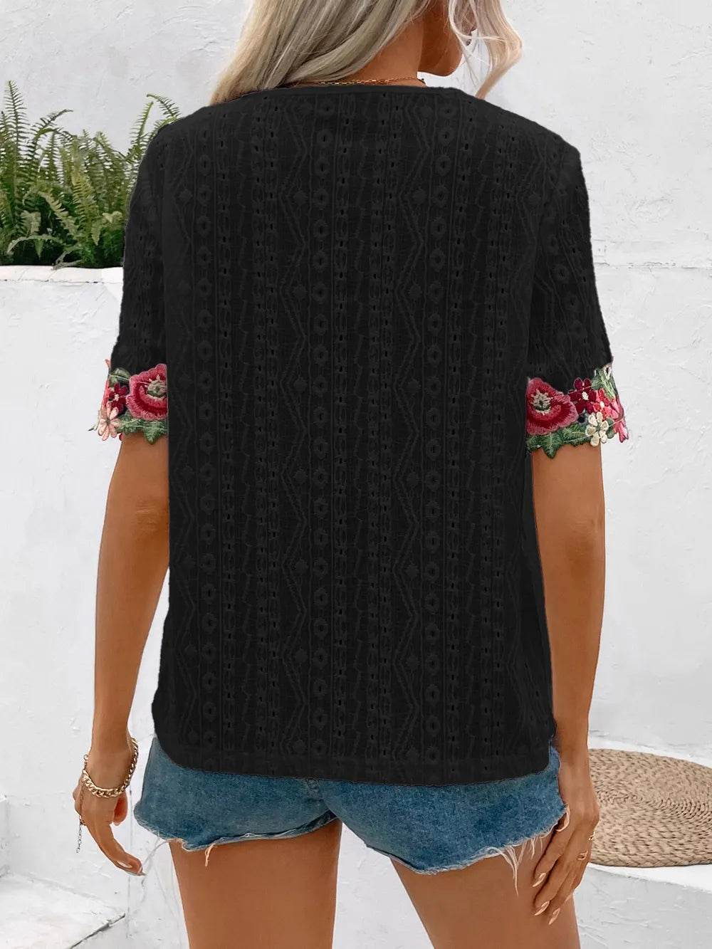 🌸✨ Ivy Lane Eyelet Embroidered V-Neck Short Sleeve Blouse 🌼💕 - Patelcreations