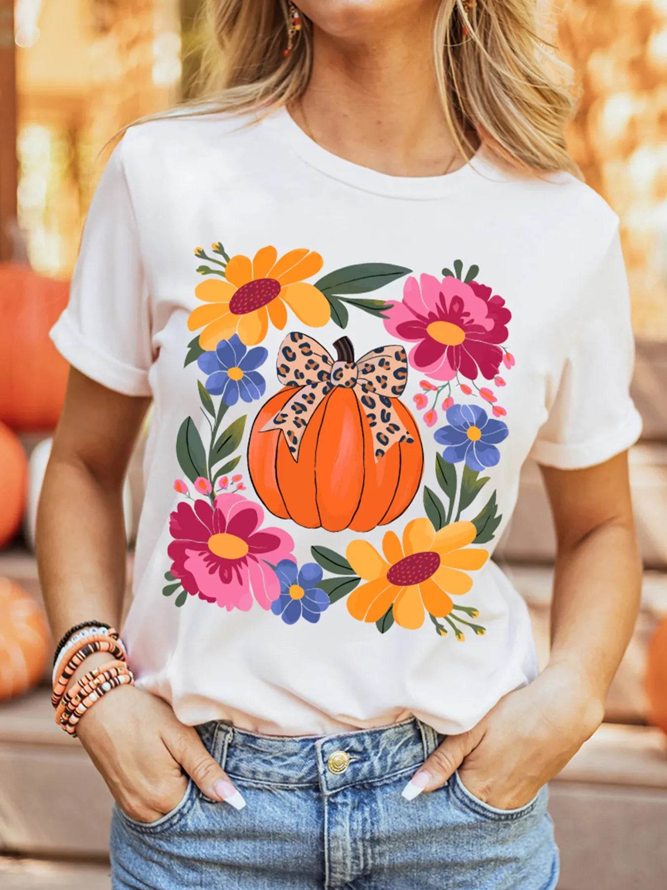 🎃🌸 Pumpkin Floral Graphic Round Neck T-Shirt 🍂✨ - Patelcreations