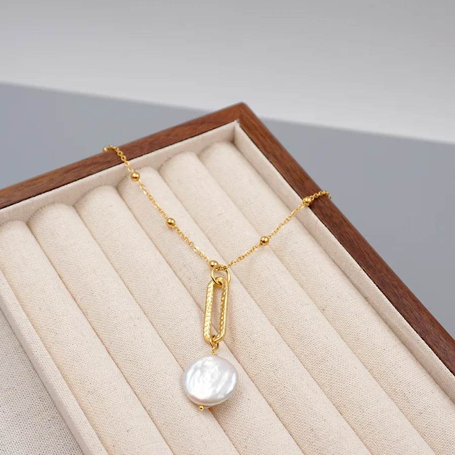 Vintage Gold-Plated Pearl Pendant Necklace - Timeless Elegance - Patelcreations