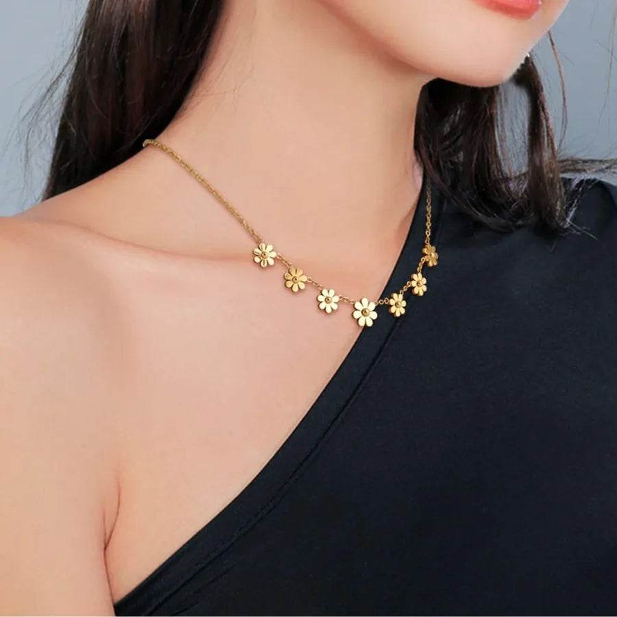Waterproof Daisy Flower Necklace - 316 Stainless Steel 18K Gold Plated - Patelcreations